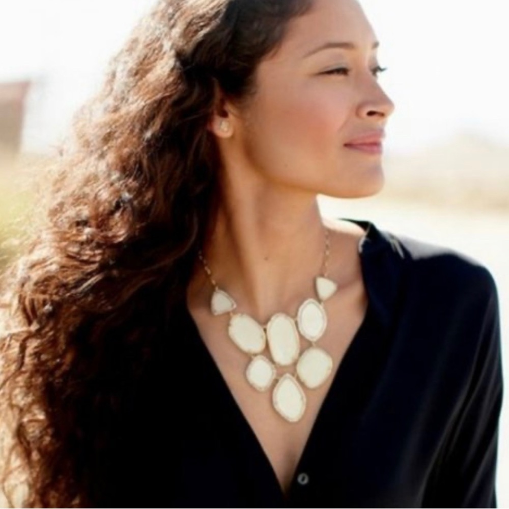 Stella & Dot Fiona Bib Necklace